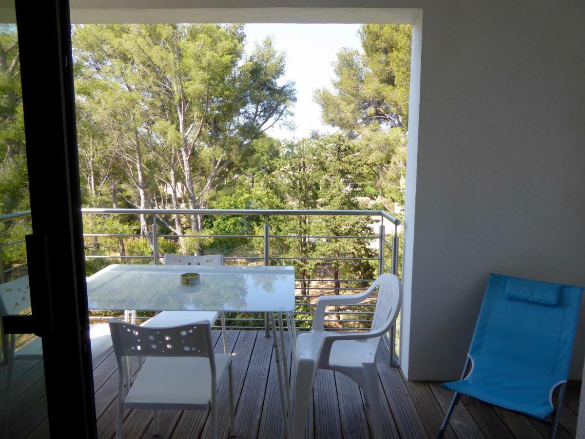 Villa Lucienne Bandol , T2 4 Etoiles Avec Garage, Dans Les Calanques Экстерьер фото